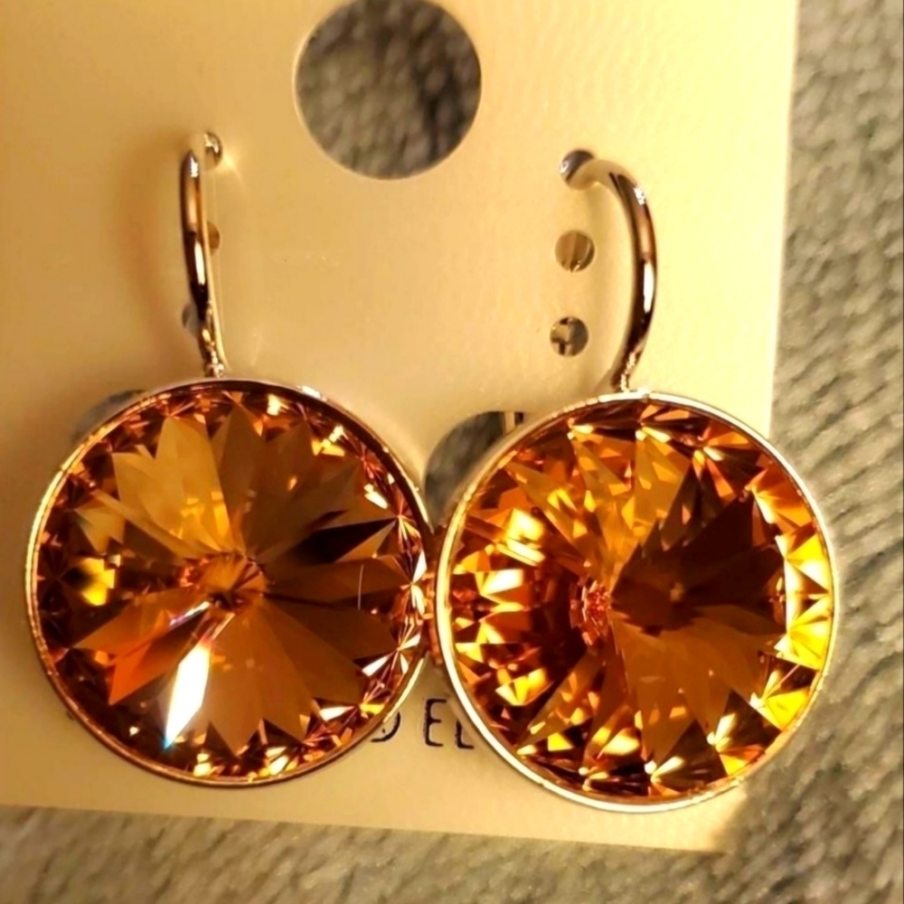 New! Swarovski Element Crystal Earrings. Dark Brown 15mm Round. Leverback